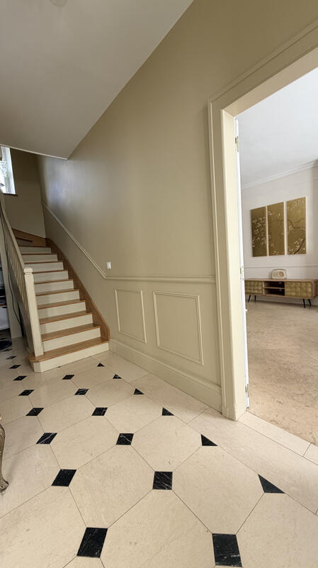 Propriété - 307 m² - 13 pièces