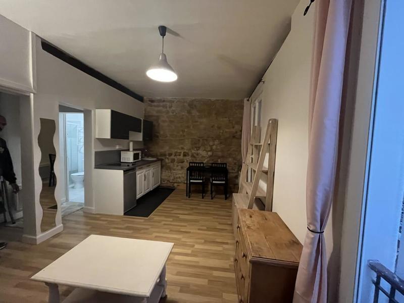 Studio - 23 m² - 1 pièce
