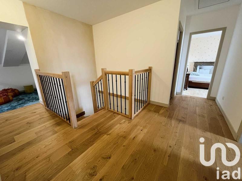 Maison - 182 m² - 6 pièces