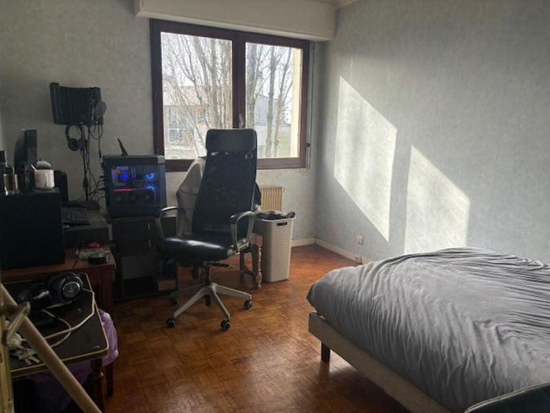 Appartement - 95 m² - 5 pièces