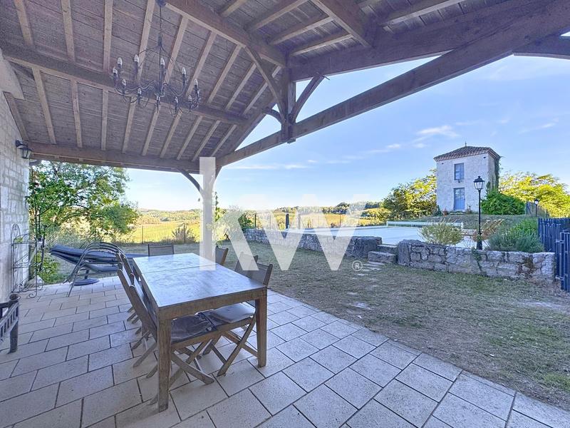 Maison - 140 m² - 7 pièces