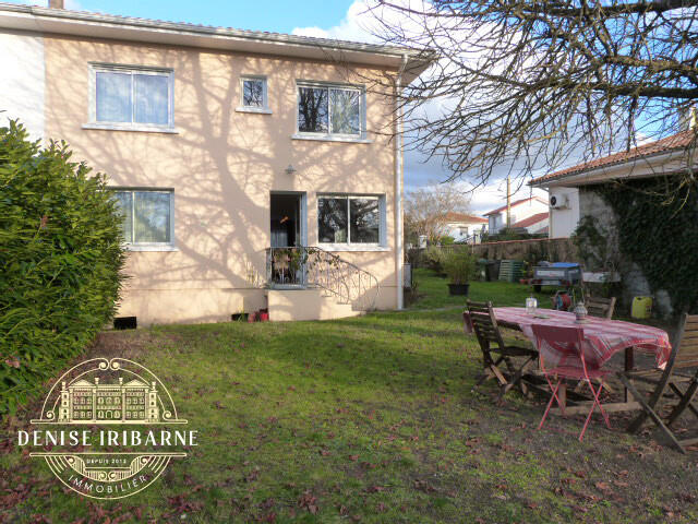 Maison de ville - 141 m² - 7 pièces