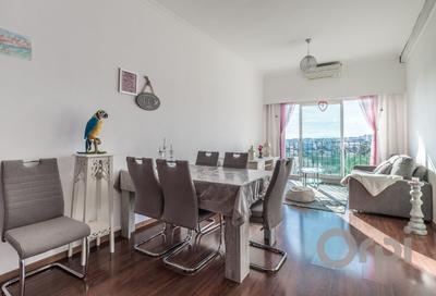 Penthouse - 71 m² - 3 pièces