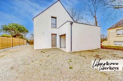 Maison - 113 m² - 5 pièces