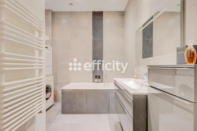 Appartement - 123 m² - 5 pièces