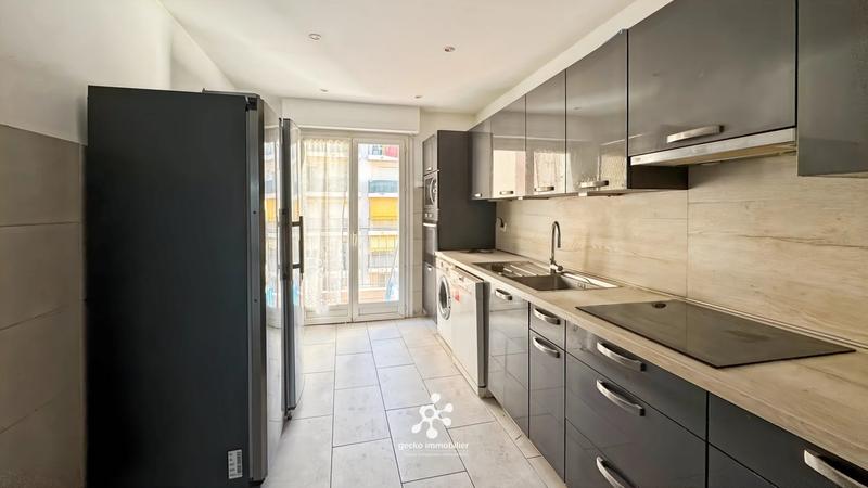 Appartement - 115 m² - 4 pièces