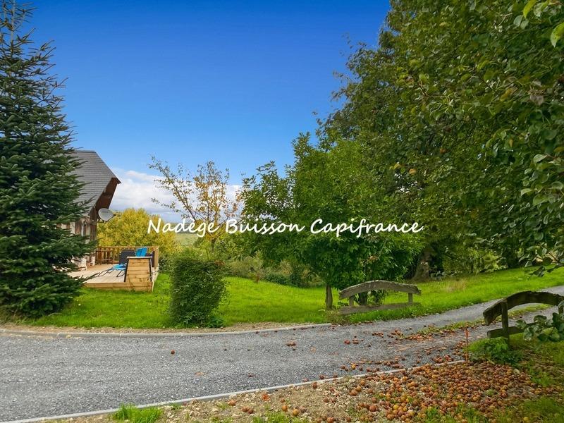 Maison traditionnelle - 140 m² - 7 pièces