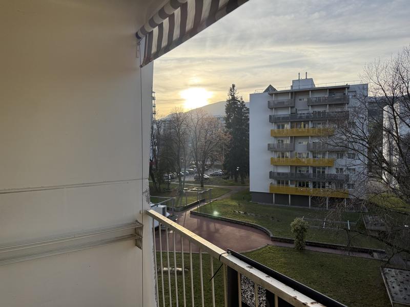 Appartement - 104 m² - 5 pièces