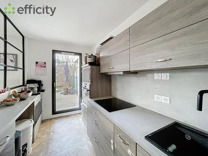 Appartement - 82 m² - 4 pièces