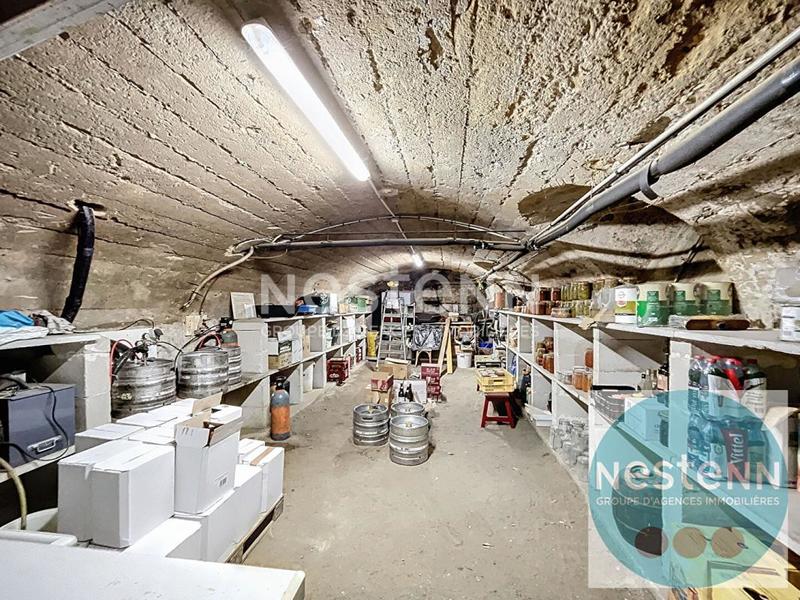 Maison - 317 m² - 9 pièces