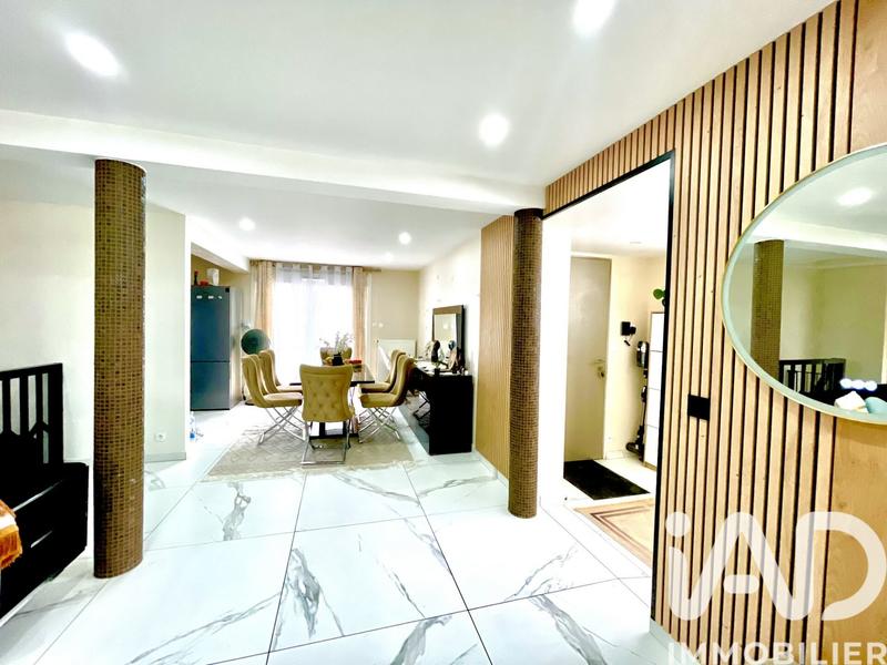 Maison - 117 m² - 5 pièces