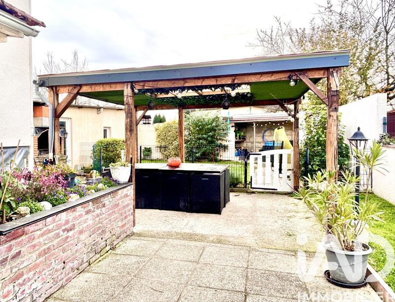 Maison - 80 m² - 5 pièces