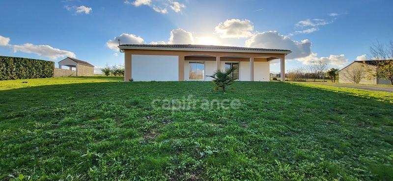 Maison - 120 m² - 4 pièces