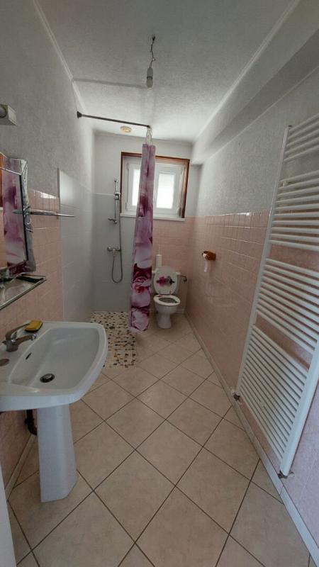 Maison - 188 m² - 10 pièces