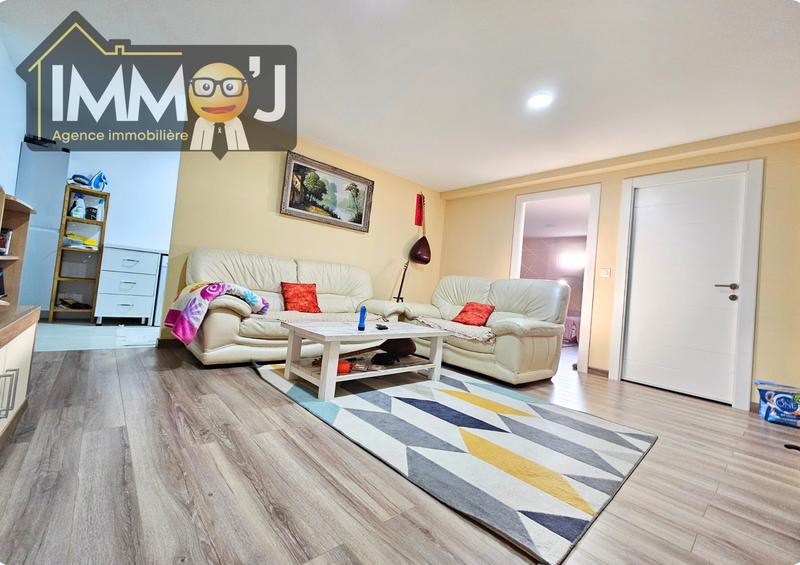 Maison - 180 m² - 5 pièces