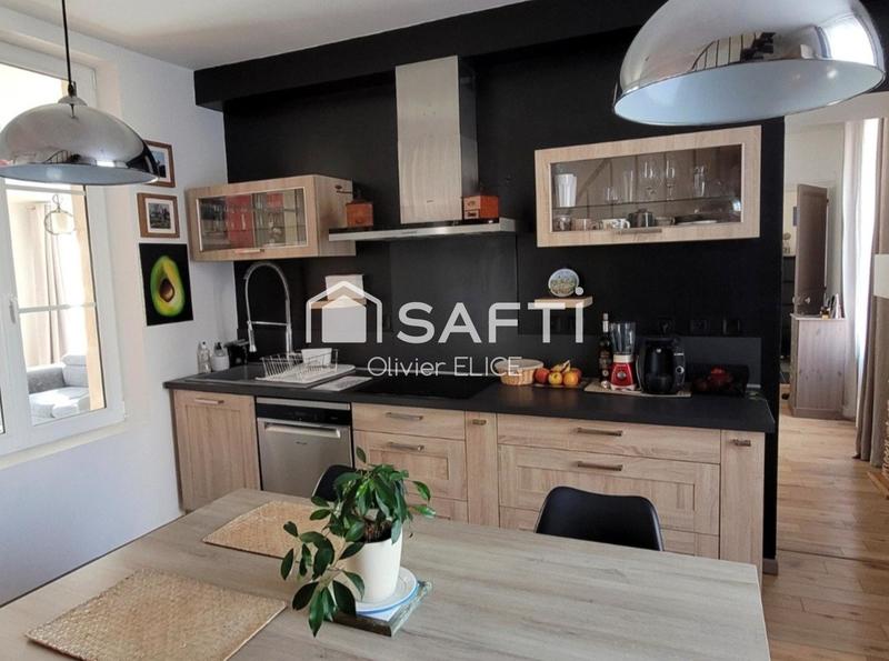 Maison - 121 m² - 4 pièces