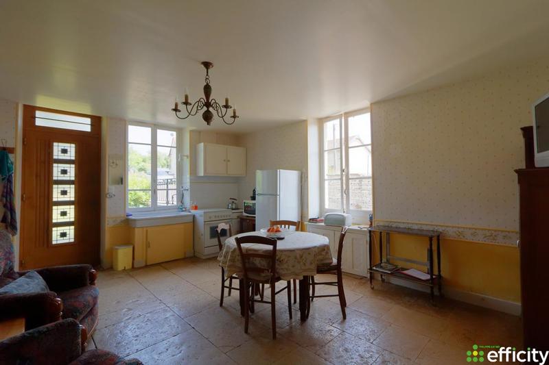 Maison de village - 130 m² - 6 pièces