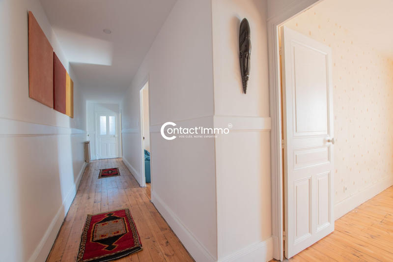 Maison ancienne - 204 m² - 5 pièces