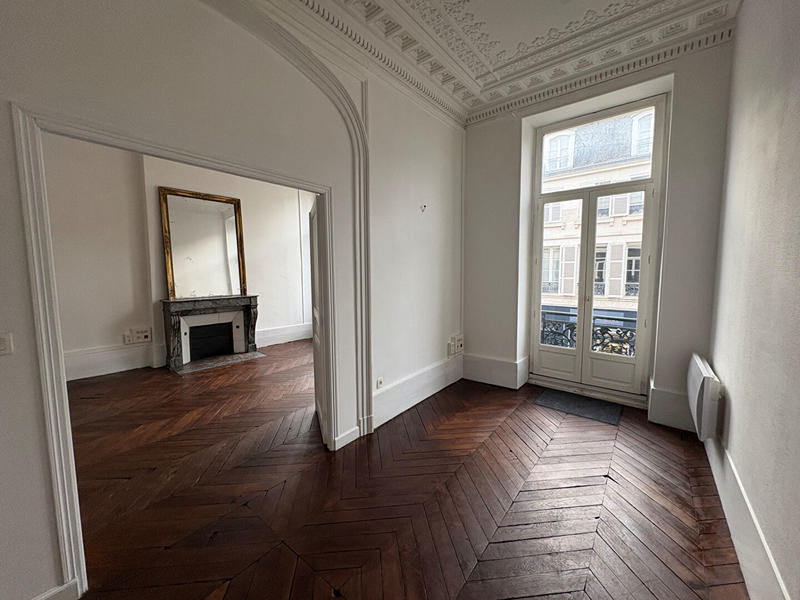 Appartement - 130 m² - 5 pièces