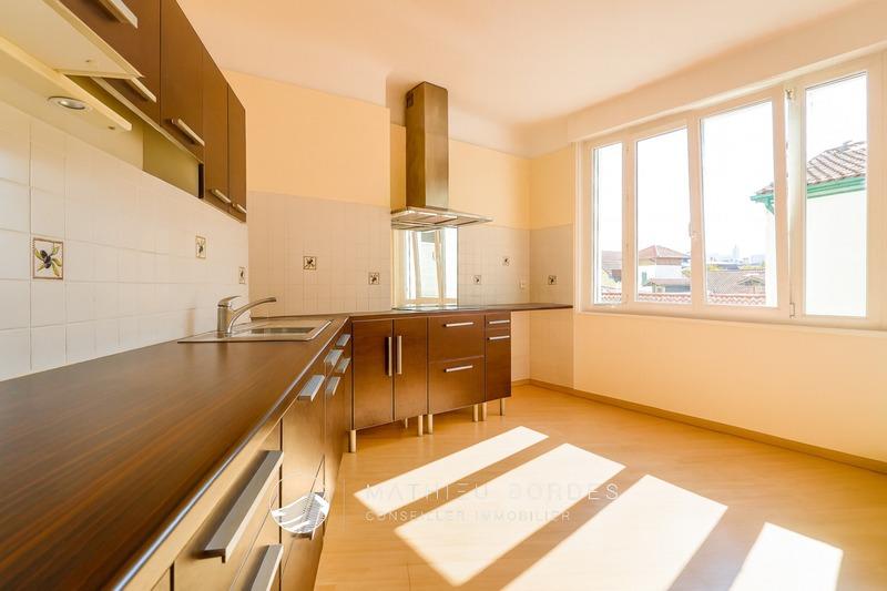 Appartement - 92 m² - 3 pièces