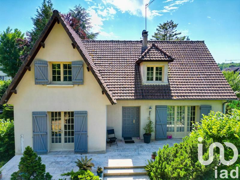 Maison - 143 m² - 7 pièces