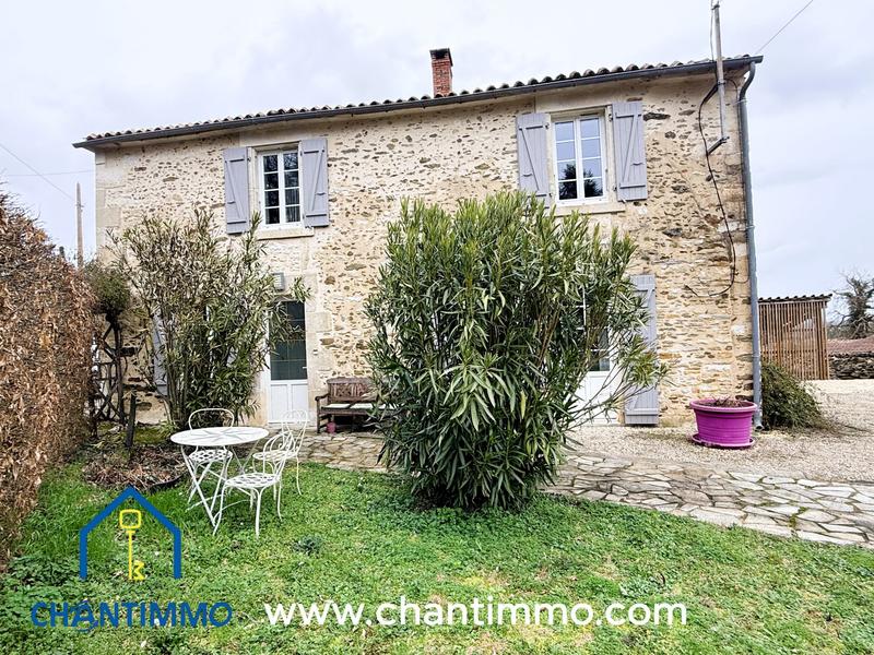 Maison ancienne - 200 m² - 7 pièces