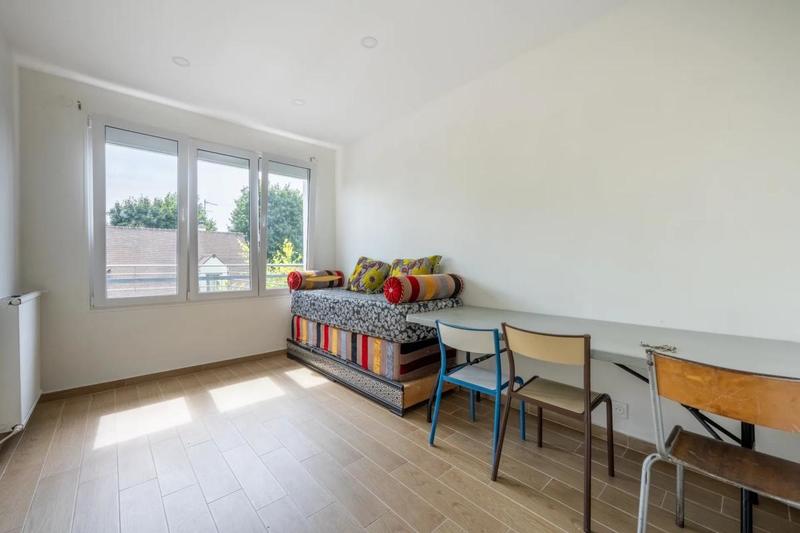 Maison - 190 m² - 5 pièces