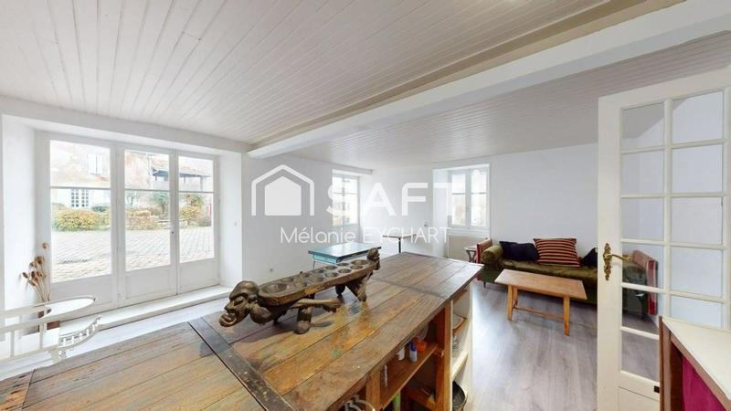 Maison - 215 m² - 7 pièces