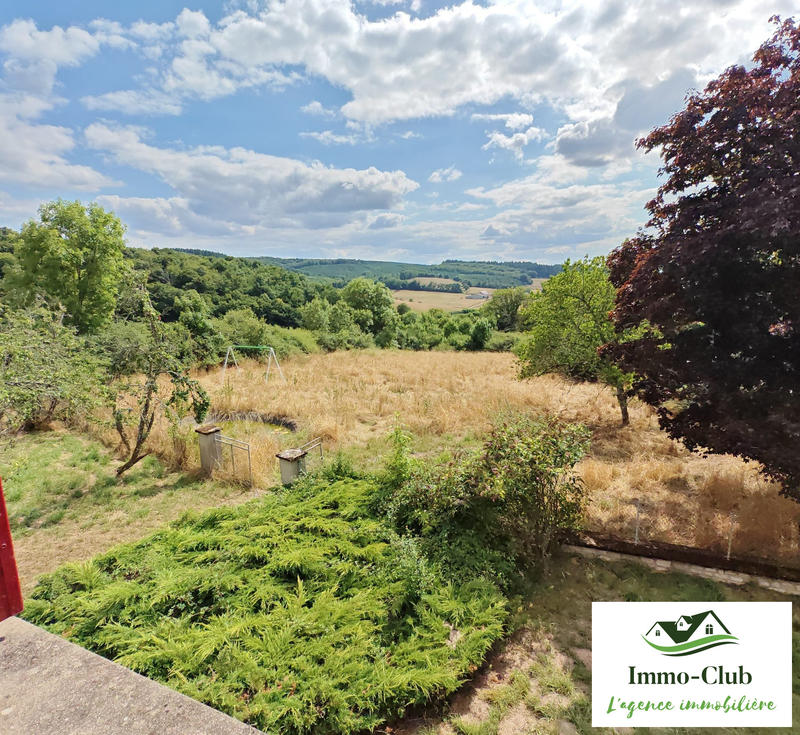 Maison - 180 m² - 8 pièces