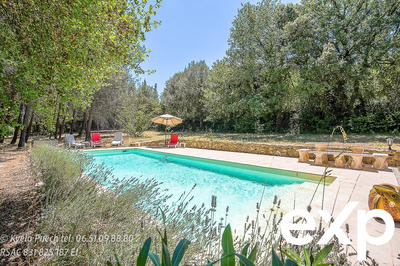 Maison - 282 m² - 10 pièces