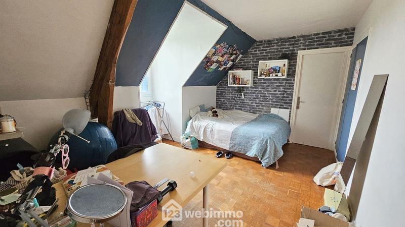Maison - 137 m² - 6 pièces
