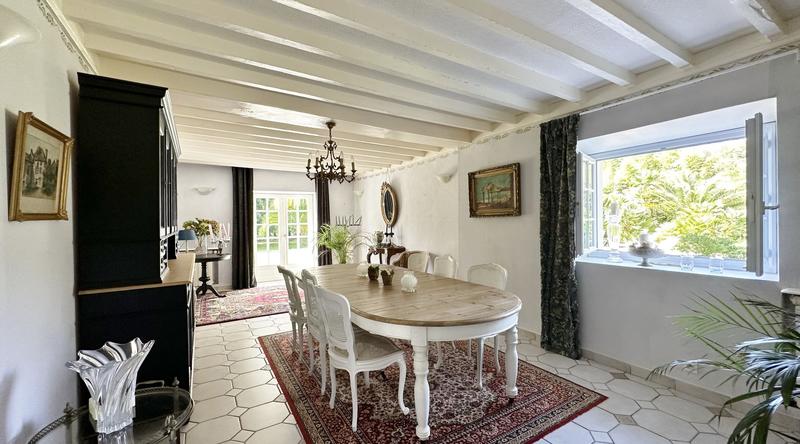 Maison bourgeoise - 400 m² - 10 pièces