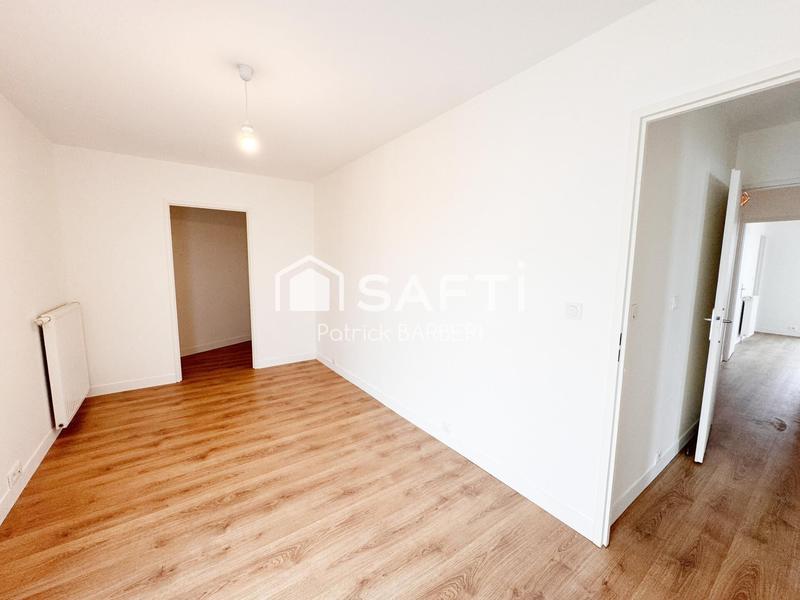 Appartement - 85 m² - 5 pièces