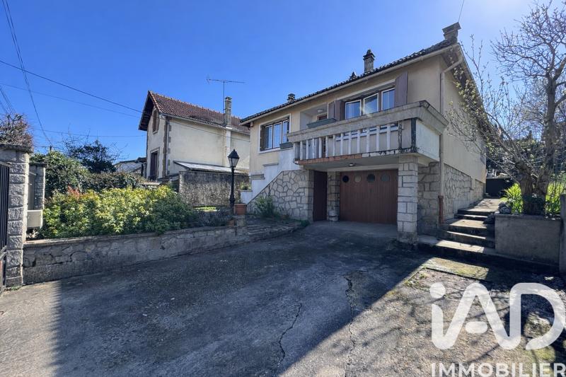 Maison - 90 m² - 4 pièces