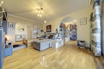 Appartement - 92 m² - 6 pièces