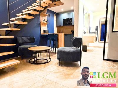 Loft - 63 m² - 4 pièces