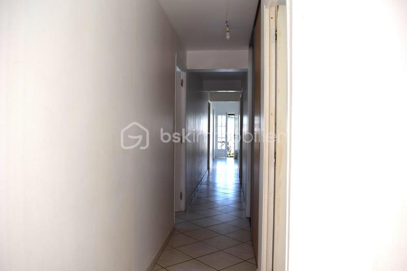 Maison traditionnelle - 110 m² - 5 pièces