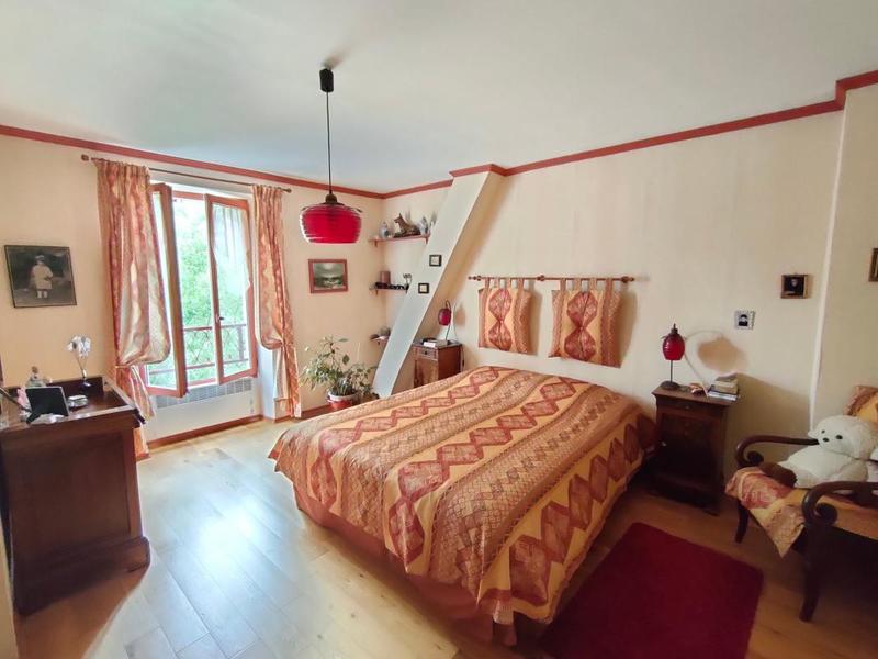 Maison - 144 m² - 6 pièces