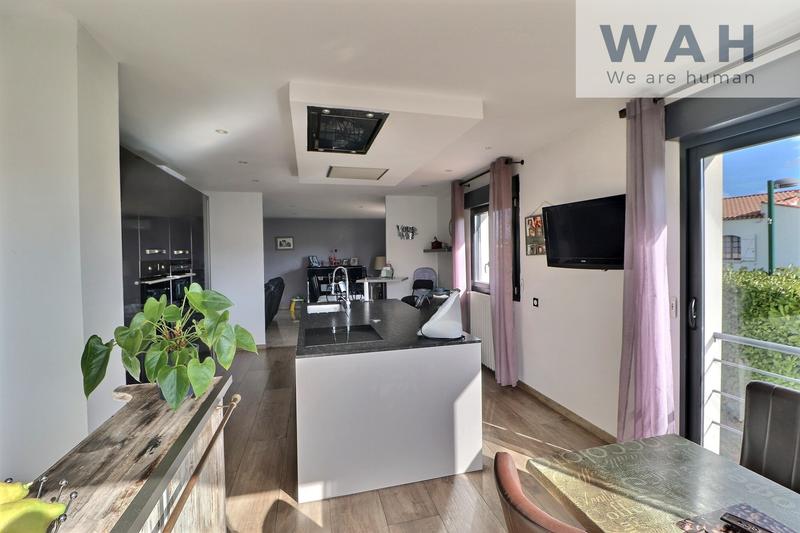 Maison - 194 m² - 7 pièces