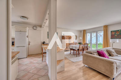 Maison - 115 m² - 6 pièces