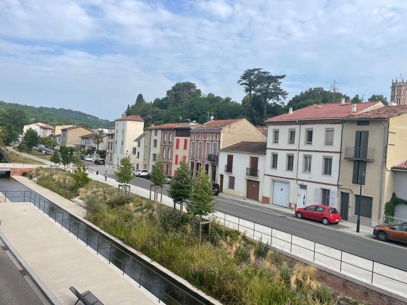 Fonds de commerce - 1 350 m²