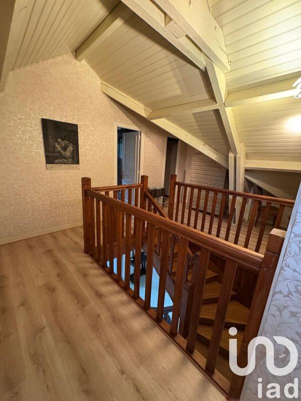 Maison - 161 m² - 6 pièces