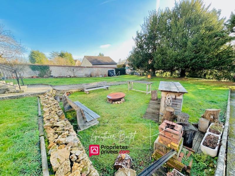 Maison - 170 m² - 8 pièces