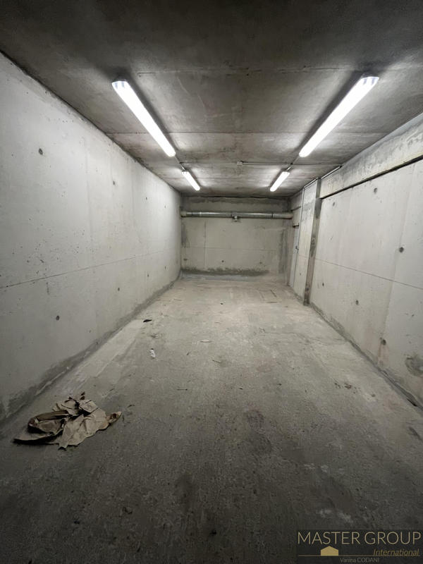 Parking / Garage - 22 m²