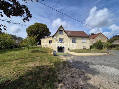 Maison - 200 m² - 7 pièces