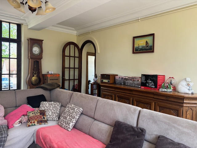 Maison - 297 m² - 8 pièces