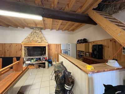 Maison - 97 m² - 2 pièces