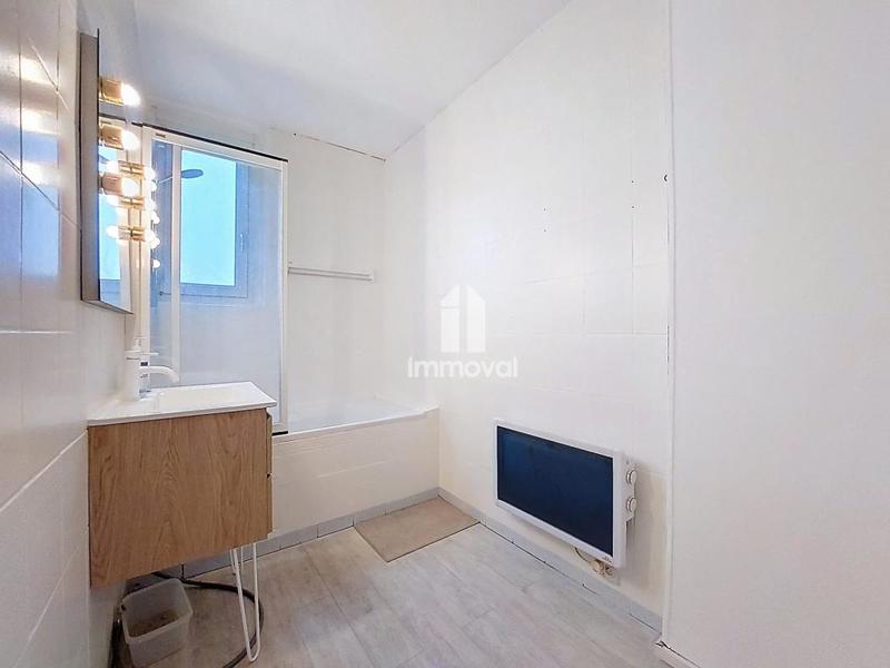 Appartement - 84 m² - 4 pièces
