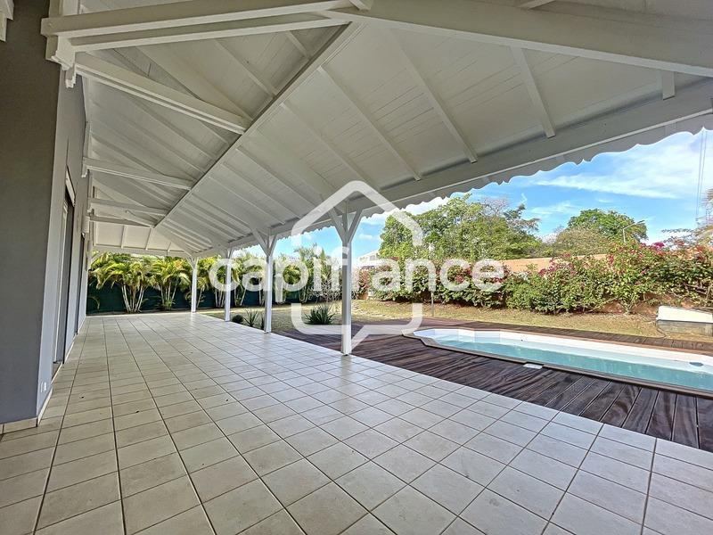 Villa - 189 m² - 6 pièces