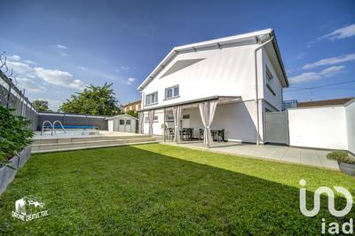 Maison de village - 180 m² - 7 pièces